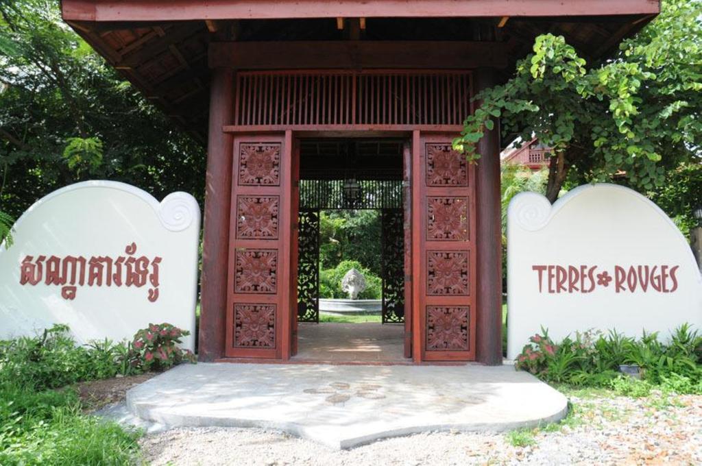 Terres Rouges Lodge Banlung Buitenkant foto