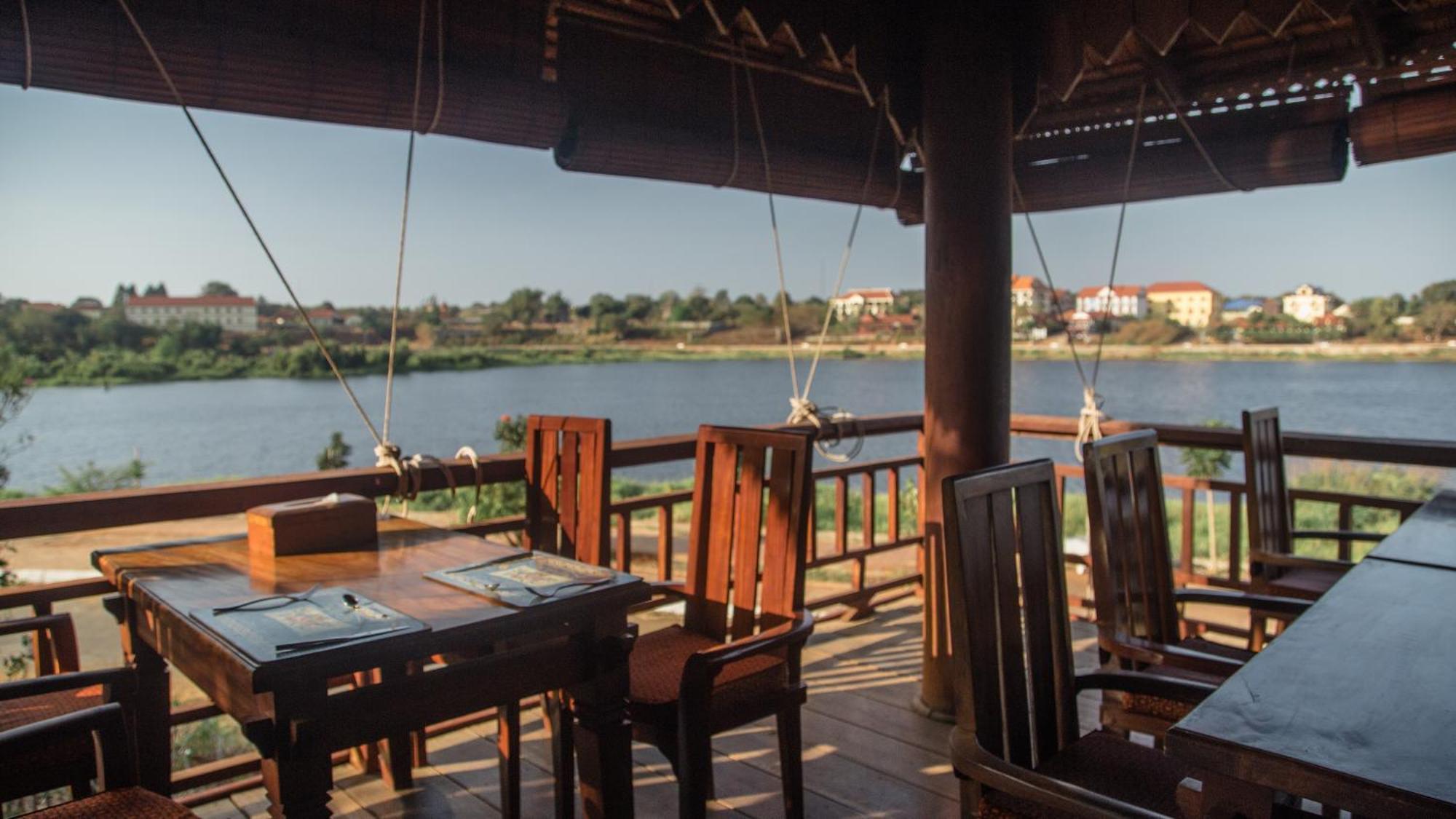Terres Rouges Lodge Banlung Buitenkant foto